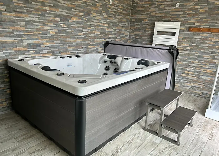 Nyaraló Le Domaine Du Bez De Michel Piscine Sauna Hammam *