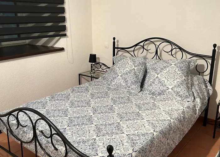 Le Domaine Du Bez De Michel Piscine Sauna Hammam Saint-Laurent-dʼOlt