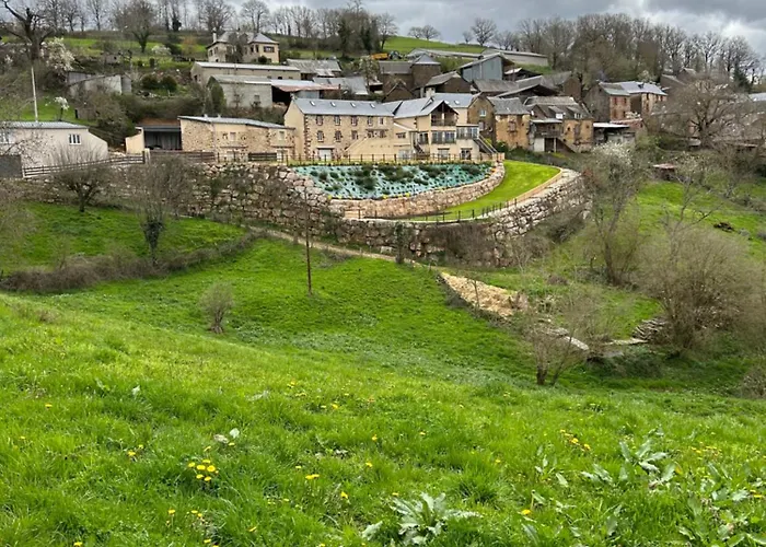 Le Domaine Du Bez De Michel Piscine Sauna Hammam Nyaraló *